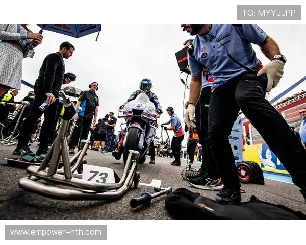 MotoGP新赛季揭幕战焦点车手争冠格局生变引发全球车迷热议 MotoGP新赛季揭幕战焦点车手争冠格局生变引发全球车迷热议