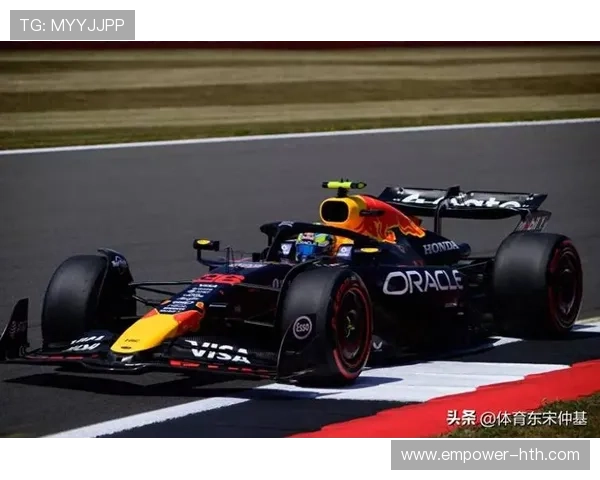 F1赛季最新动态揭示车队争冠格局与新秀表现亮点 F1赛季最新动态揭示车队争冠格局与新秀表现亮点