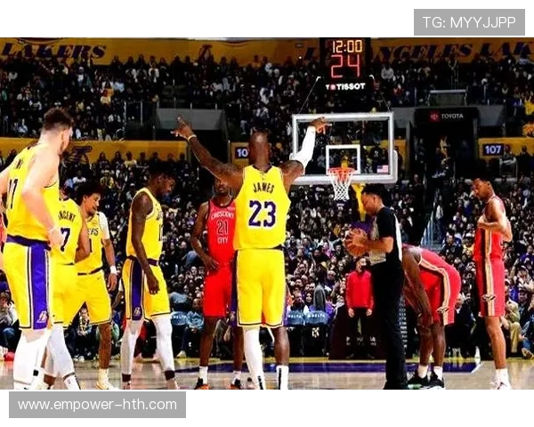 NBA季后赛激战正酣，勒布朗詹姆斯领衔湖人冲击总冠军再创辉煌