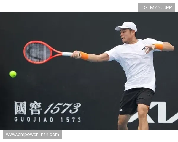 中国网球选手成功晋级澳网四强 创历史最佳成绩展现强大实力