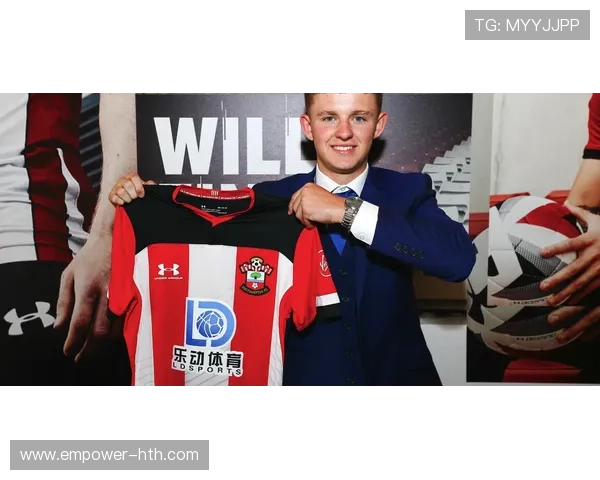 南安普顿足球俱乐部最新动态：新签约球员亮相和主帅战术调整分析