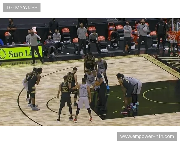 围绕尼克斯重建与崛起之路解析球队未来争冠潜力与核心阵容走向 围绕尼克斯重建与崛起之路解析球队未来争冠潜力与核心阵容走向