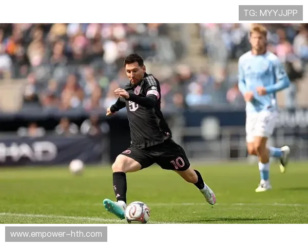 梅西重返巴萨引爆球迷热情 新赛季挑战将迎来重大考验