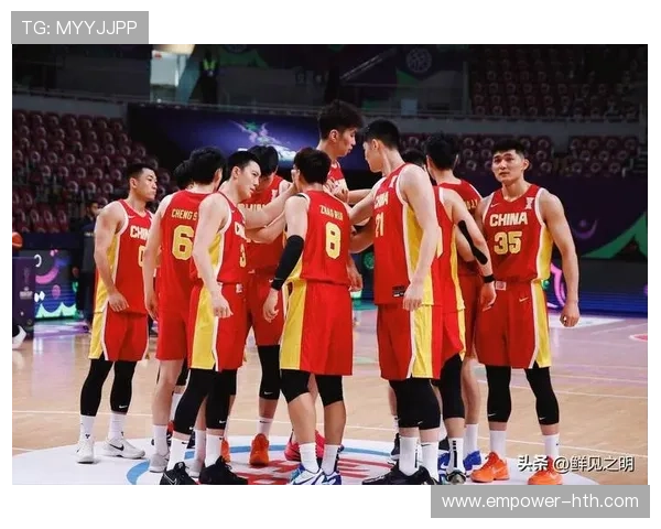中国男篮逆袭战胜强敌 决胜局展现拼搏精神 力克对手成功晋级亚洲杯四强