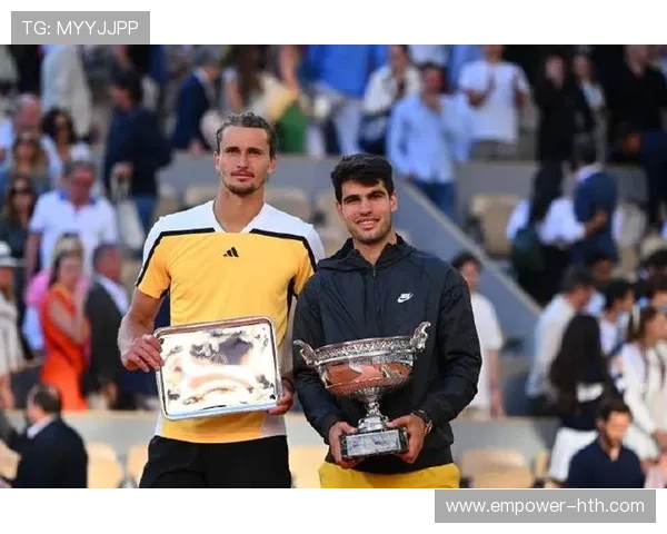 世界网坛风云再起，四大满贯冠军争夺战激烈展开