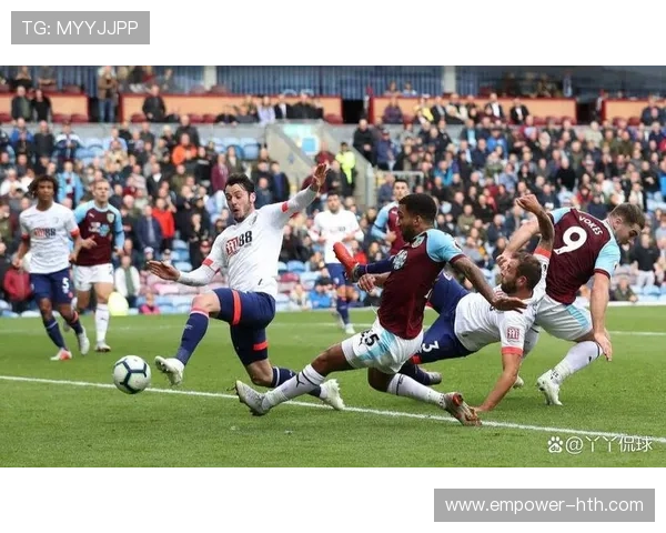 伯恩利足球俱乐部：从英格兰小镇到英超舞台的崛起与挑战